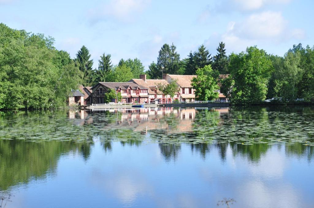 Hotel - Restaurant Le Moulin de Villiers Nouan-le-Fuzelier Exterior foto